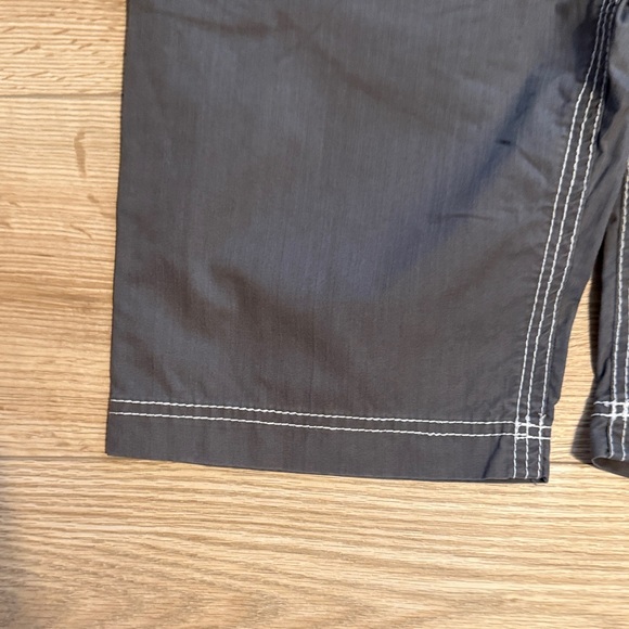 Men's Herman BKE Dark Grey Shorts size 34x23 - Picture 6 of 8